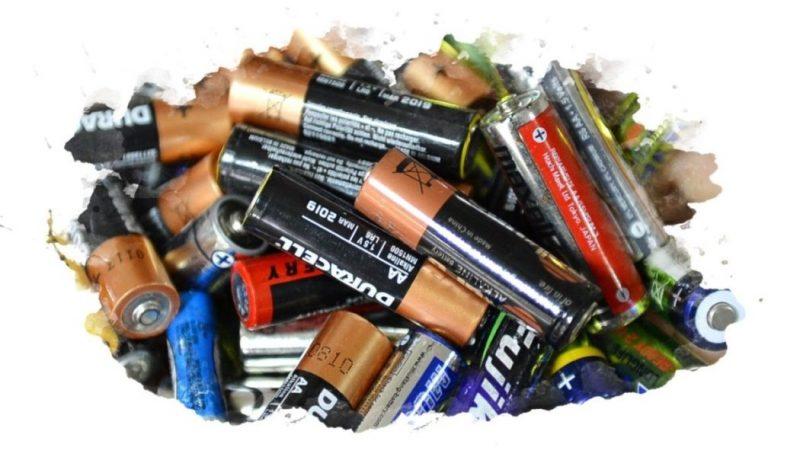 Не выбрасывайте севшие батарейки: расскажем о 3-х способах реанимировать батарейку