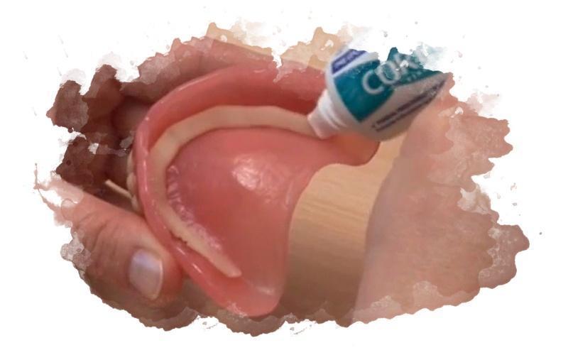 как наносить крем для зубных протезов